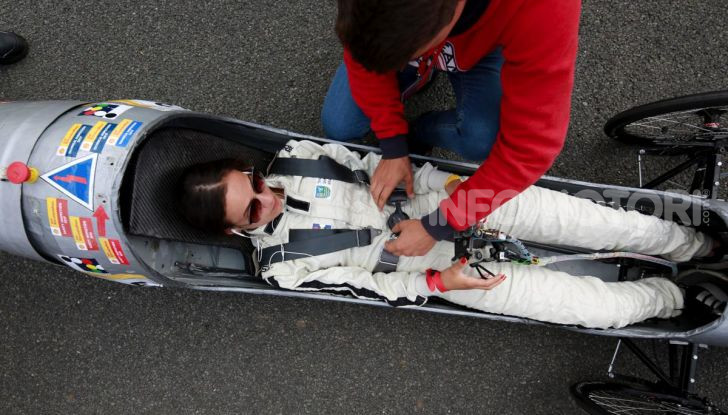 Gara all’auto che consuma meno: il record è di quasi 3.000Km con un litro di benzina - Foto 22 di 31