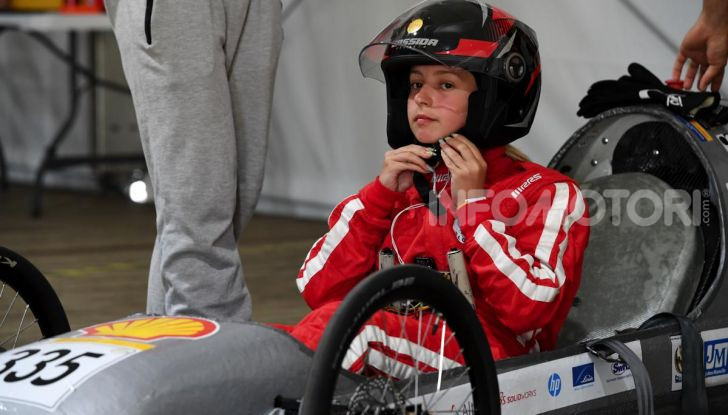 Gara all’auto che consuma meno: il record è di quasi 3.000Km con un litro di benzina - Foto 29 di 31