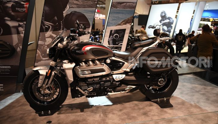 Triumph presenta Rocket 3 R e Rocket 3 GT: due versioni con numeri da record - Foto 3 di 21