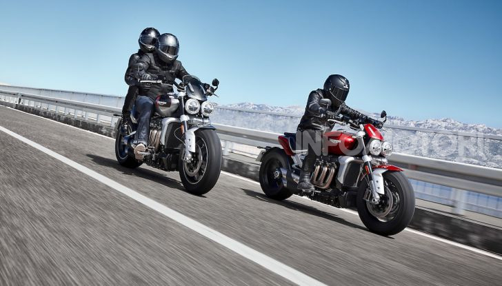Triumph presenta Rocket 3 R e Rocket 3 GT: due versioni con numeri da record - Foto 10 di 21