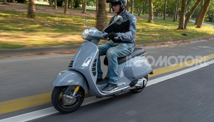 Prova Vespa GTS 300 hpe SuperTech, mai guidata una Vespa così!  - Foto 43 di 49