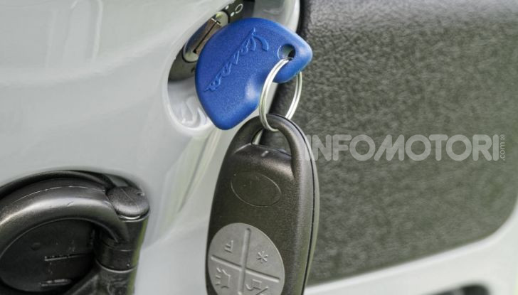 Prova Vespa GTS 300 hpe SuperTech, mai guidata una Vespa così!  - Foto 6 di 49