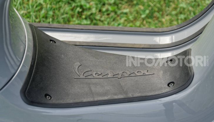 Prova Vespa GTS 300 hpe SuperTech, mai guidata una Vespa così!  - Foto 17 di 49