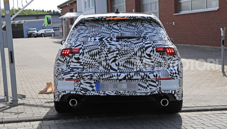 Nuova Volkswagen Golf GTI, primi dati e dettagli - Foto 9 di 15