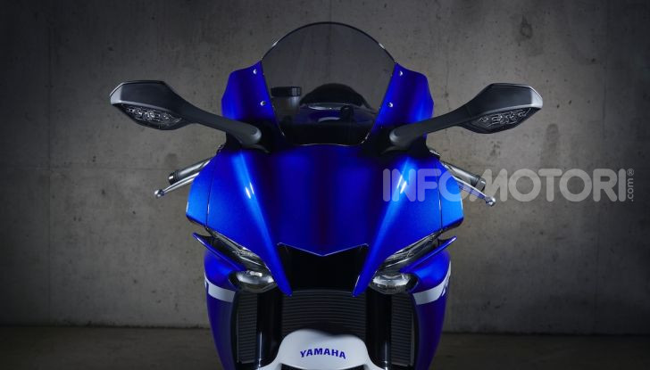 Nuove Yamaha YZF-R1 2020 e R1M 2020: ancora più MotoGP! - Foto 10 di 39
