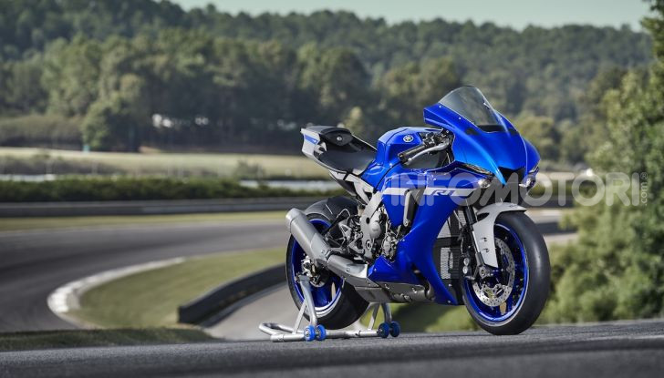 Nuove Yamaha YZF-R1 2020 e R1M 2020: ancora più MotoGP! - Foto 17 di 39
