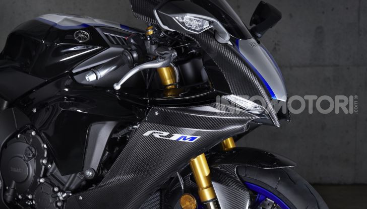 Nuove Yamaha YZF-R1 2020 e R1M 2020: ancora più MotoGP! - Foto 28 di 39