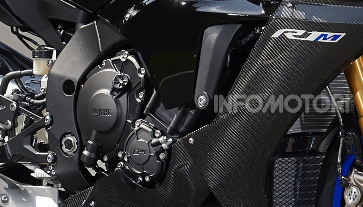 Nuove Yamaha YZF-R1 2020 e R1M 2020: ancora più MotoGP! - Foto 33 di 39