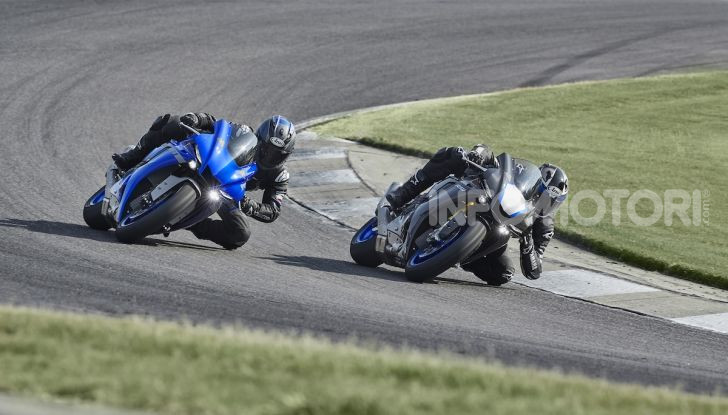 Nuove Yamaha YZF-R1 2020 e R1M 2020: ancora più MotoGP! - Foto 4 di 39