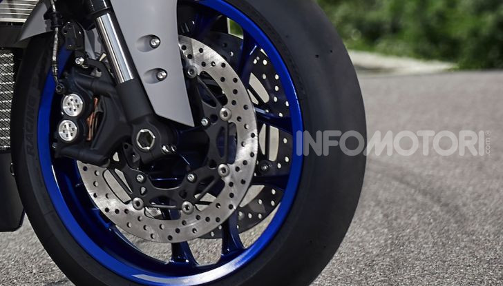 Nuove Yamaha YZF-R1 2020 e R1M 2020: ancora più MotoGP! - Foto 8 di 39