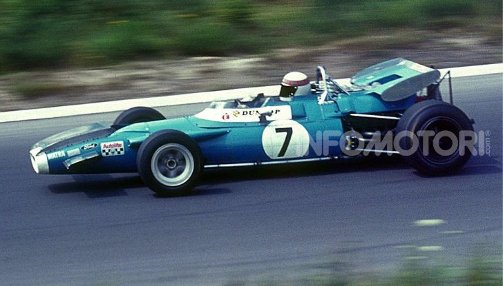 F1: Jackie Stewart torna in pista a Silverstone all’età di 80 anni - Foto 7 di 9