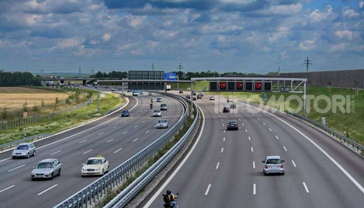 Telepass, aumenti in arrivo: dal 1° luglio si pagherà 0,57 Euro al mese in più - Foto 9 di 9