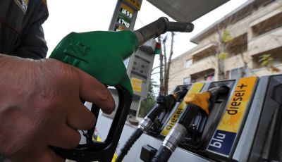 Prezzi carburanti: rincari in arrivo da tutte le compagnie