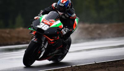 MotoGP 2019: Bradley Smith e l’Aprilia al top nella due giorni di test sul KymiRing