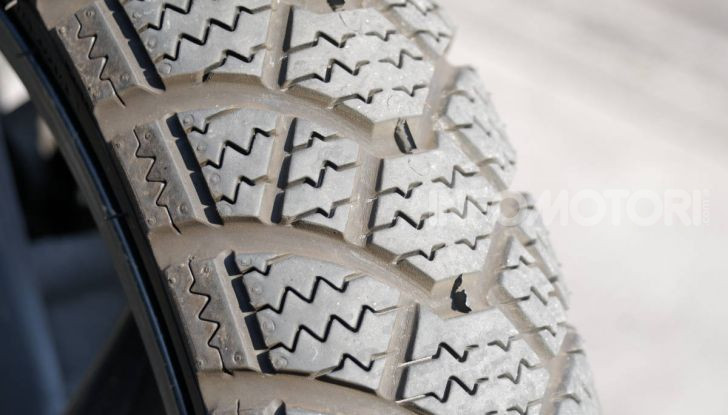 Anlas Winter Grip 2, vantaggi (e svantaggi) della gomma invernale da scooter per tutto l’anno - Foto 5 di 18