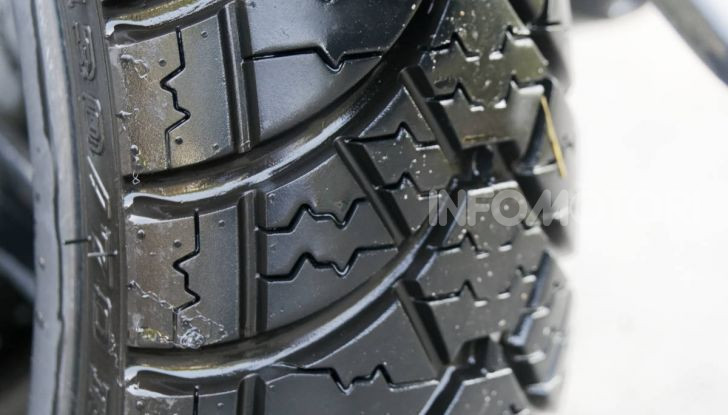 Anlas Winter Grip 2, vantaggi (e svantaggi) della gomma invernale da scooter per tutto l’anno - Foto 13 di 18