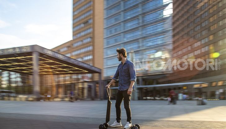 Audi e-Tron Scooter,  il monopattino elettrico Premium - Foto 3 di 11