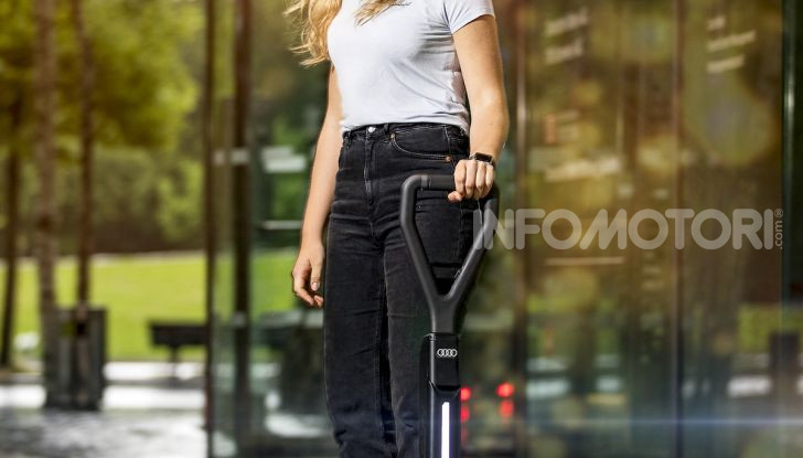Audi e-Tron Scooter,  il monopattino elettrico Premium - Foto 6 di 11