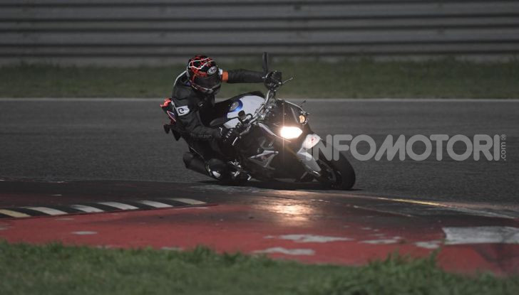 DimensioneGuida: i corsi di guida moto in pista tra divertimento e sicurezza - Foto 11 di 54