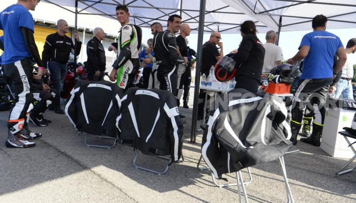 DimensioneGuida: i corsi di guida moto in pista tra divertimento e sicurezza - Foto 37 di 54