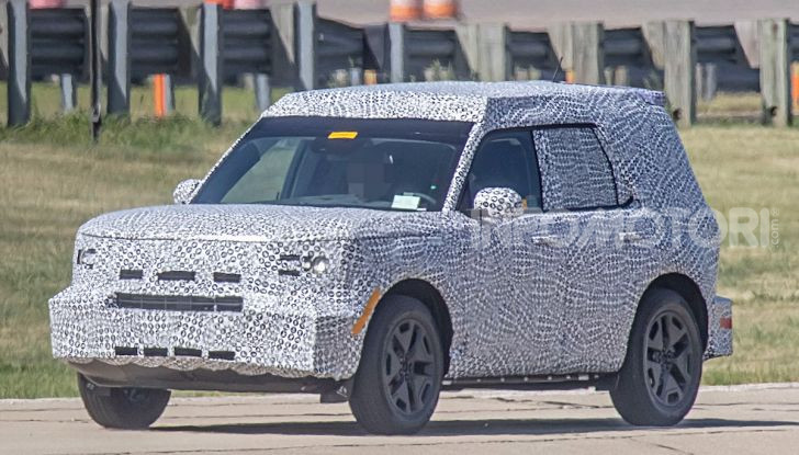 Ford Baby Bronco, prime immagini dei collaudi - Foto 1 di 12