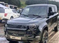 Nuovo Land Rover Defender 2020: le spy photo in pista e su strada