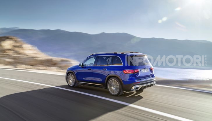 Nuovo Mercedes GLB: prezzi e motori del SUV 7 posti - Foto 14 di 16