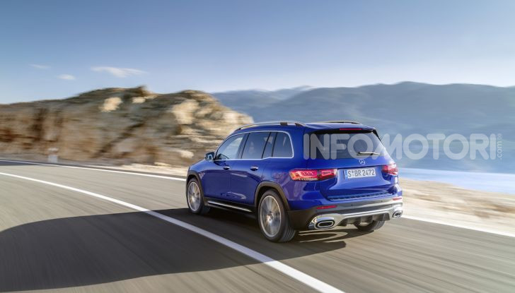 Nuovo Mercedes GLB: prezzi e motori del SUV 7 posti - Foto 15 di 16