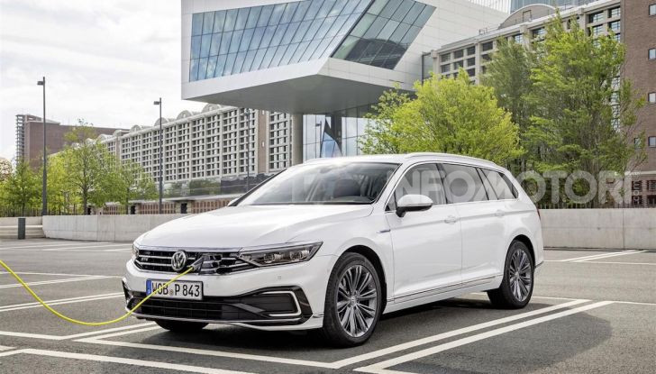 Nuova Volkswagen Passat GTE: instancabile e rispettosa dell’ambiente - Foto 2 di 10