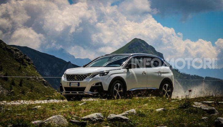Peugeot 3008 GT Hybrid4, consumi e motori - Foto 13 di 15