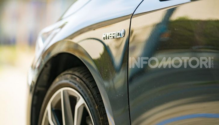 [VIDEO] Prova consumi Toyota Corolla Touring Sports Hybrid 2019 - Foto 12 di 43
