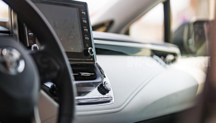 [VIDEO] Prova consumi Toyota Corolla Touring Sports Hybrid 2019 - Foto 21 di 43