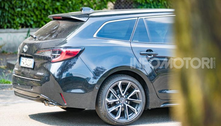 [VIDEO] Prova consumi Toyota Corolla Touring Sports Hybrid 2019 - Foto 29 di 43
