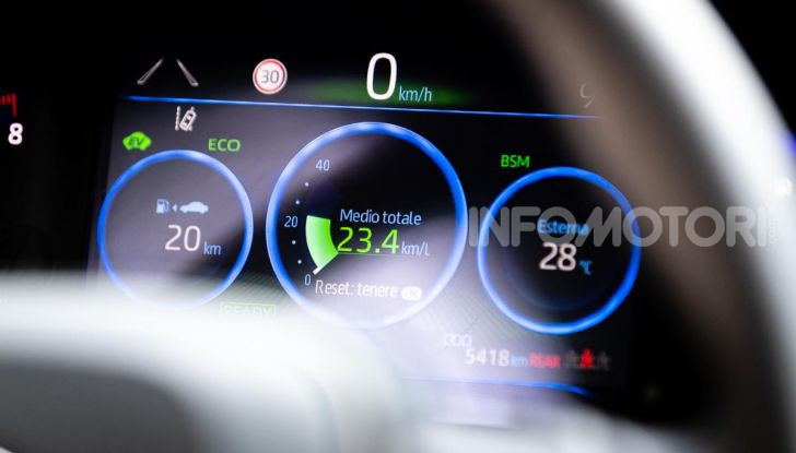 [VIDEO] Prova consumi Toyota Corolla Touring Sports Hybrid 2019 - Foto 32 di 43