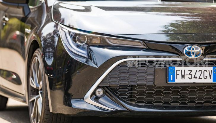 [VIDEO] Prova consumi Toyota Corolla Touring Sports Hybrid 2019 - Foto 3 di 43