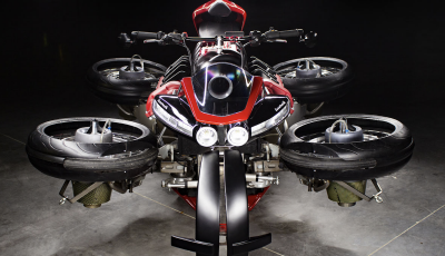 Moto volante? Honda deposita i brevetti delle due ruote del futuro