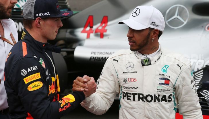 F1, aperto il mercato piloti: scambio tra Hamilton e Verstappen, Leclerc in Ferrari con Ricciardo - Foto 2 di 10