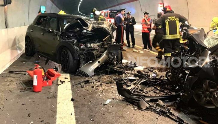 Guidare in galleria: i consigli per viaggiare in sicurezza - Foto 11 di 13