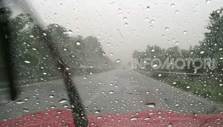 Maltempo in autostrada: tutti i consigli per evitare incidenti - Foto 2 di 10