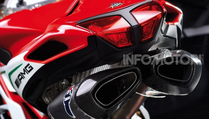 Scarico moto aftermarket: basta che sia omologato per essere in regola? - Foto 4 di 11