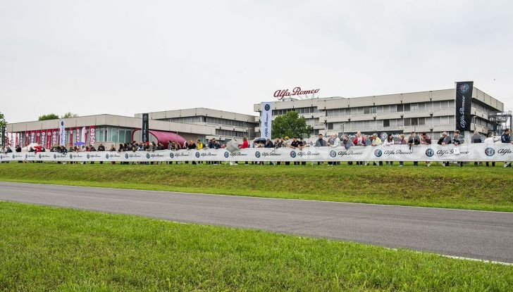 Alfa Romeo Giulia e Stelvio 2020, nuovo spot TV con Kimi Räikkönen - Foto 14 di 18