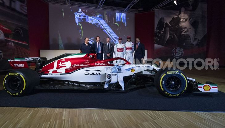 Alfa Romeo Giulia e Stelvio 2020, nuovo spot TV con Kimi Räikkönen - Foto 16 di 18