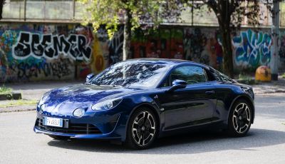 [VIDEO] Prova Alpine A110: i cinque motivi per avere il piccolo gioiello francese