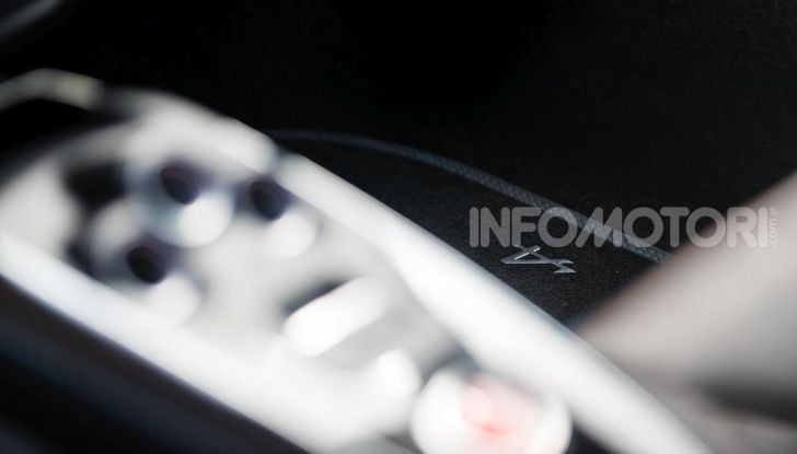 [VIDEO] Prova Alpine A110: i cinque motivi per avere il piccolo gioiello francese - Foto 43 di 45