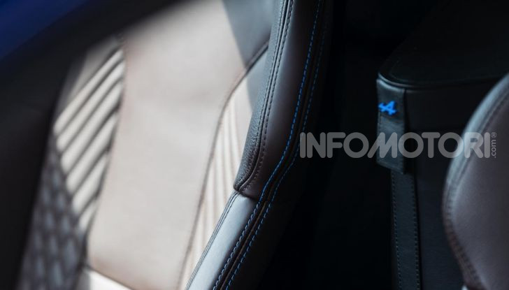 [VIDEO] Prova Alpine A110: i cinque motivi per avere il piccolo gioiello francese - Foto 11 di 45