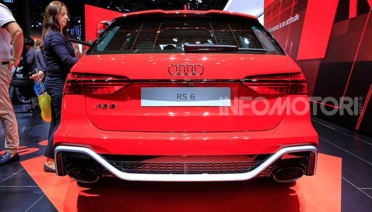 Audi RS6 Avant: un po’ station wagon un po’ supercar - Foto 18 di 23