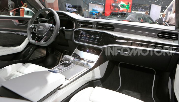 Audi RS6 Avant: un po’ station wagon un po’ supercar - Foto 21 di 23