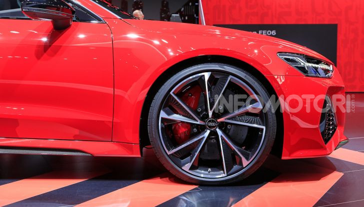 Audi RS7 Sportback 2020: linea muscolosa e prestazioni da supercar - Foto 4 di 19