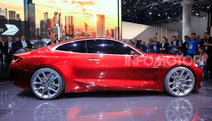 BMW Concept 4 anticipa il design futuro del brand - Foto 8 di 34