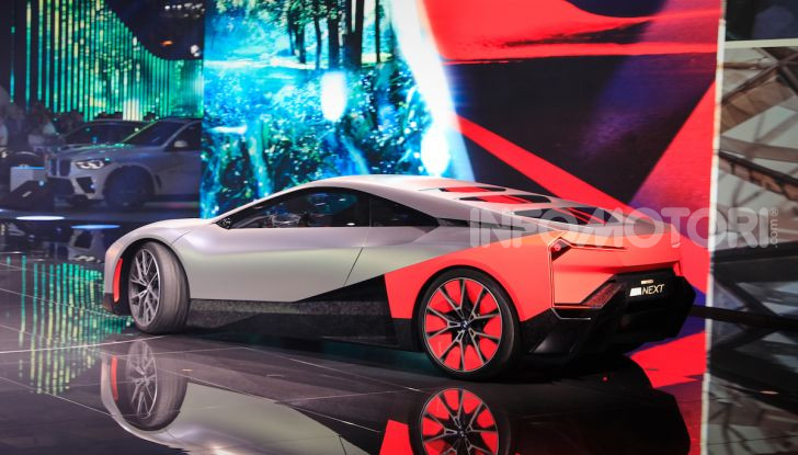 BMW Vision M Next: l’erede dell’iconica M1 - Foto 2 di 16